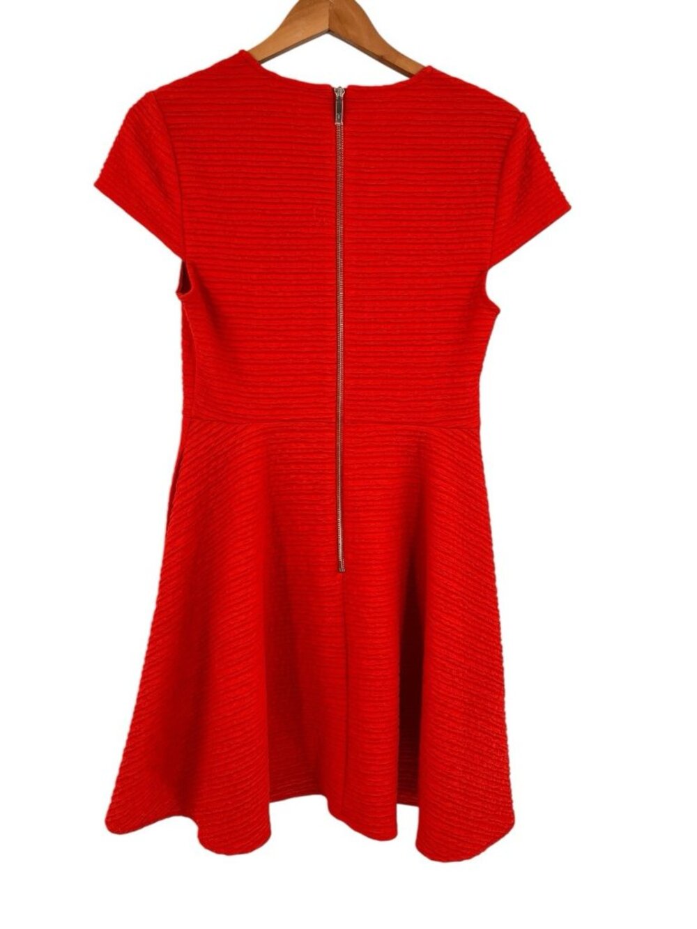 TED BAKER Women's Red Textured Short Sleeve Fit & Flare Scuba Dress US 4-6 - Picture 6 of 6